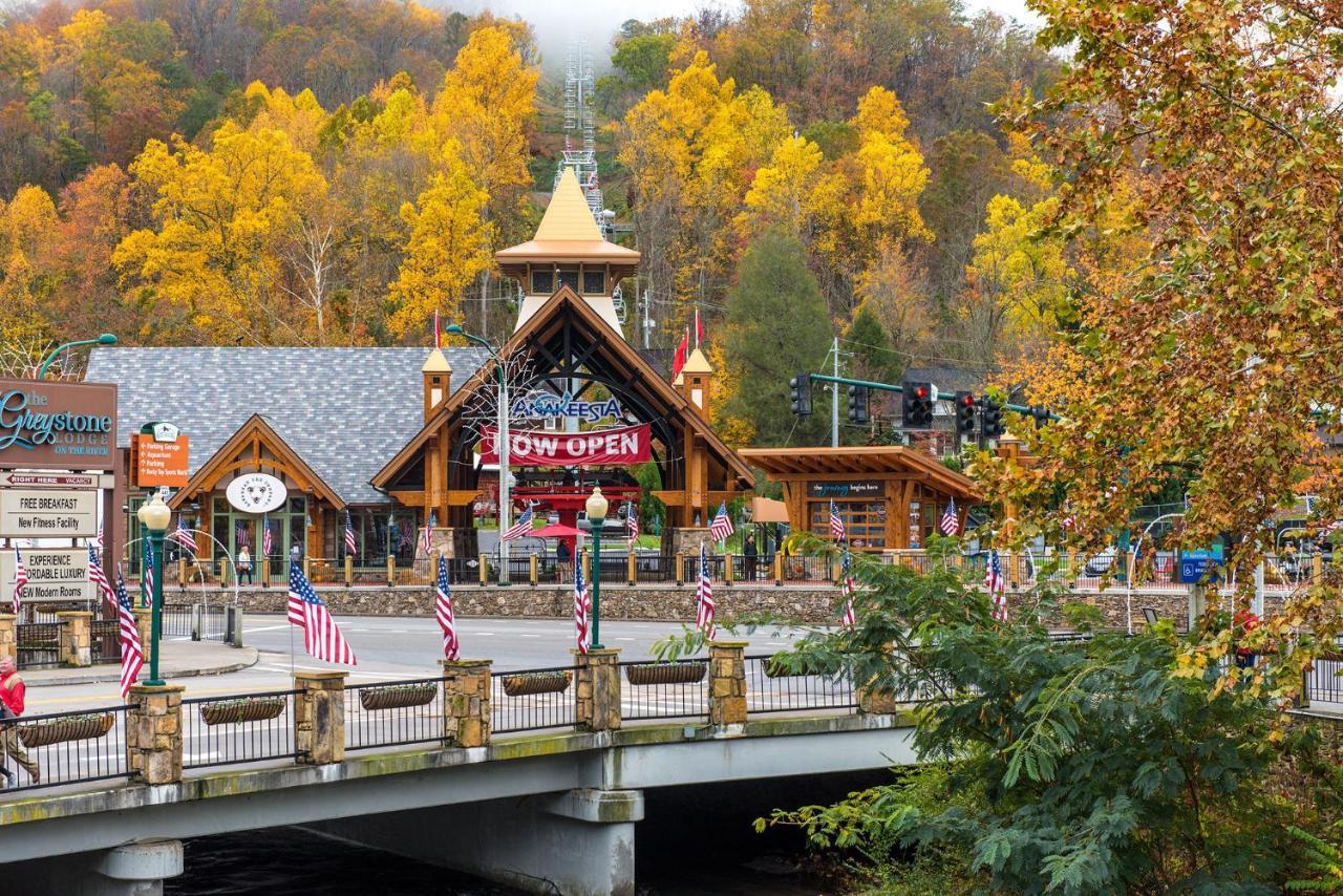 Bear Tracks, 2 Bedrooms, Hot Tub, Fireplace, Wifi, Jetted Tub, Sleeps 6 Gatlinburg Exterior foto